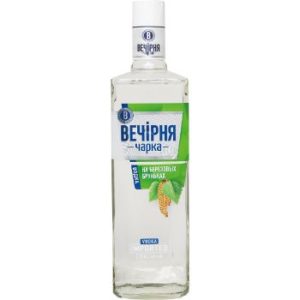 Degvīns Večirnaja Čarka na berjozovih bruņkah 40% 0.7l