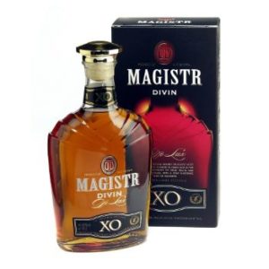 Brendijs Magistr XO kastē 40% 0.5l